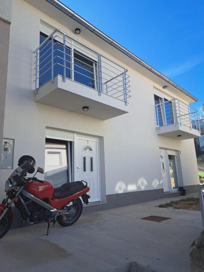 Apartmani Tamaris มูร์แตร์ ภายนอก รูปภาพ